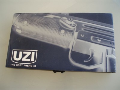 UZI 001.jpg
