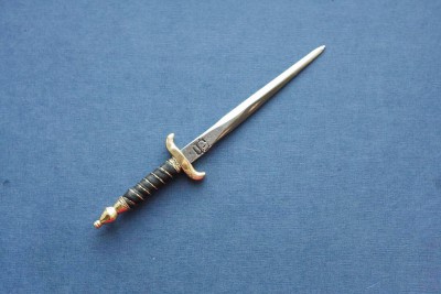 кинж.jpg
