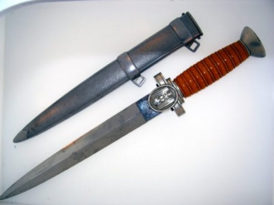 DRK Führerdolch.jpg